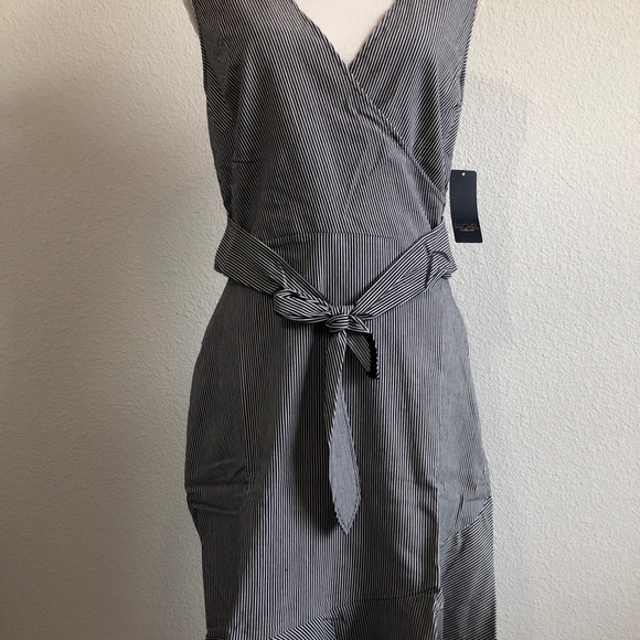 NEW! RACHEL ROY navy pinstripe v-neck ruffle dress - Picture 11 of 13